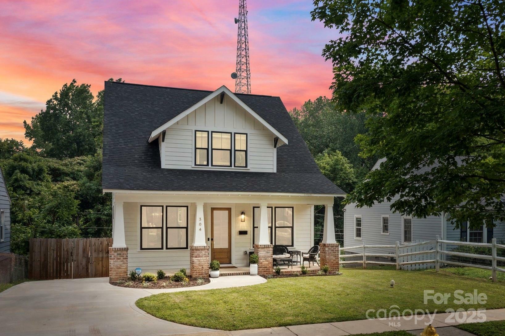 304 Keswick Avenue  Charlotte NC 28206 photo