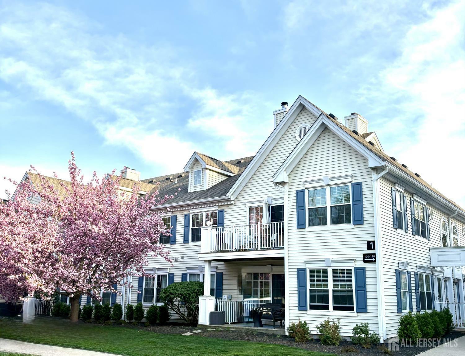 122 Arbor Way  Branchburg NJ 08876 photo
