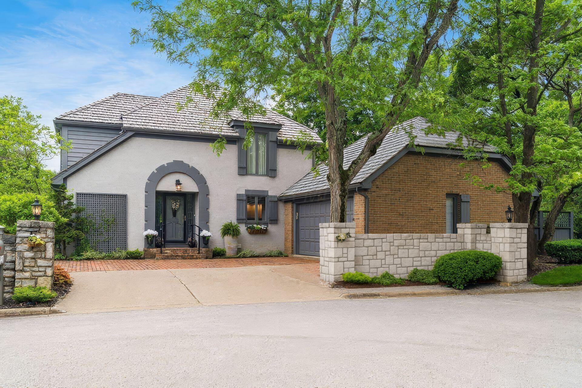 Property Photo: 8547 Pitlochry Court OH 43017