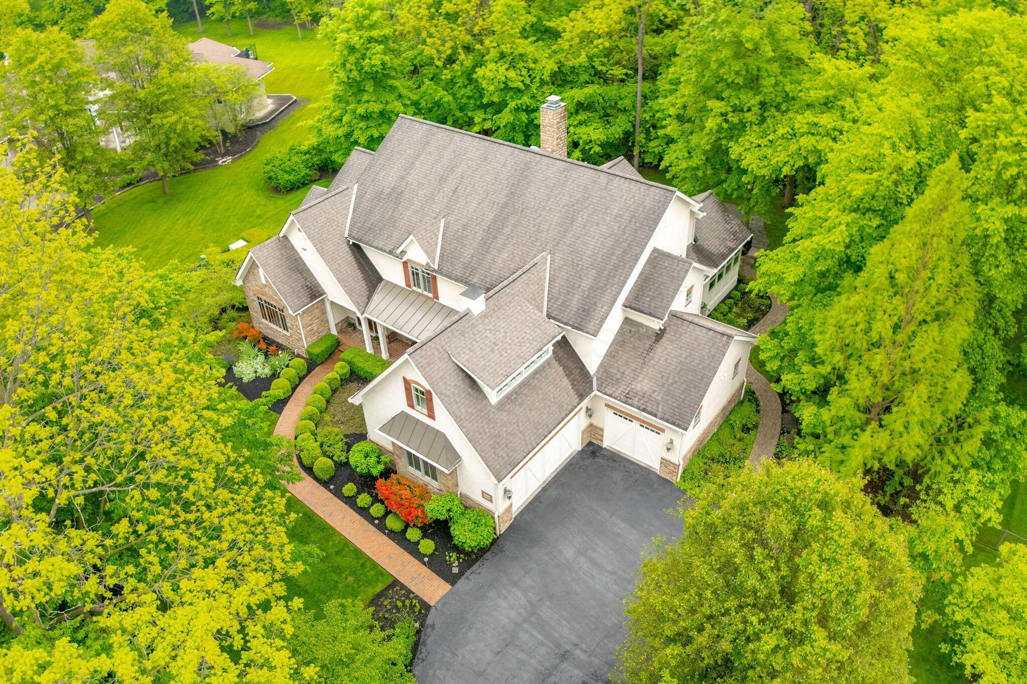 Property Photo: 7699 Clear Creek Court OH 43004