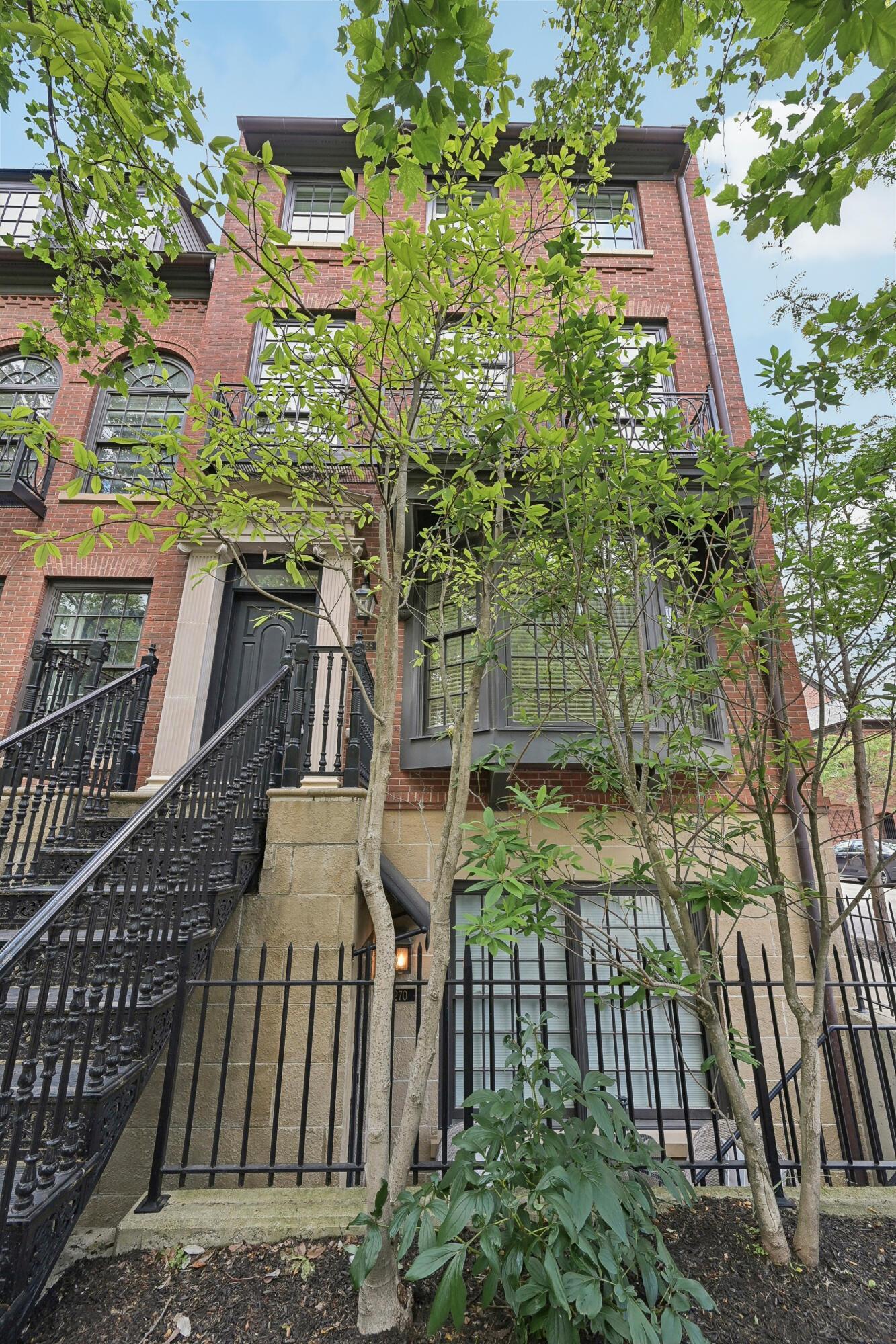 Property Photo: 268 E Gay Street OH 43215