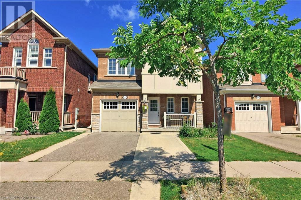 Property Photo: 125 Vanhorne Close ON L7A 4E9