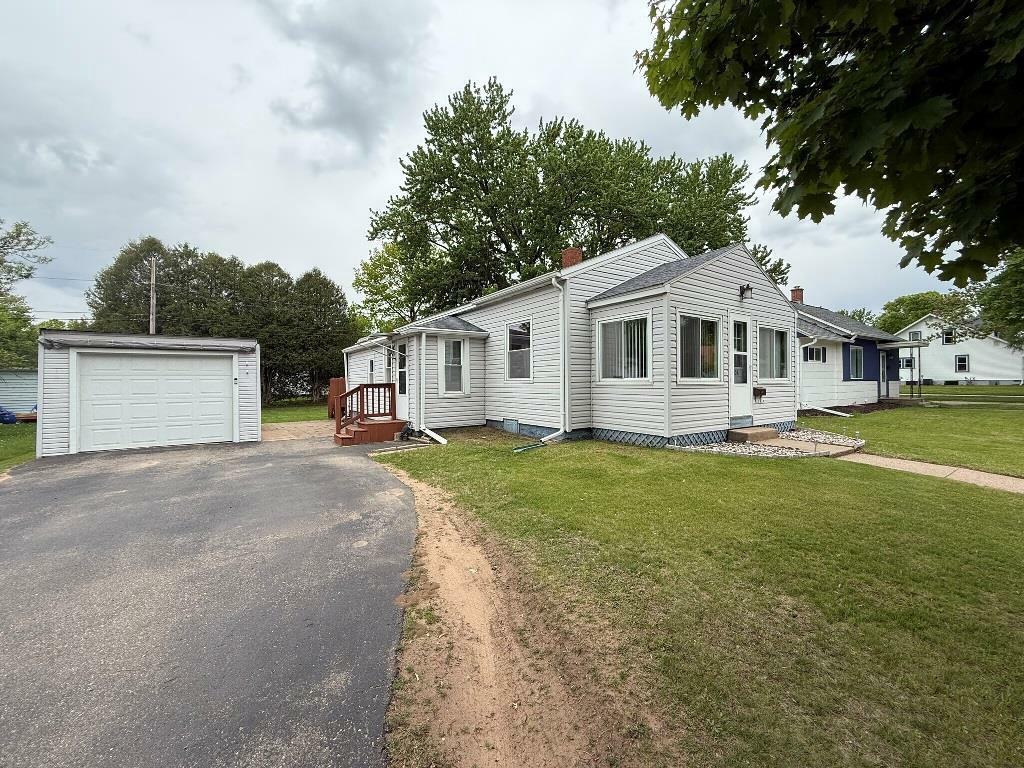 Property Photo: 908 North 7th Avenue WI 54401