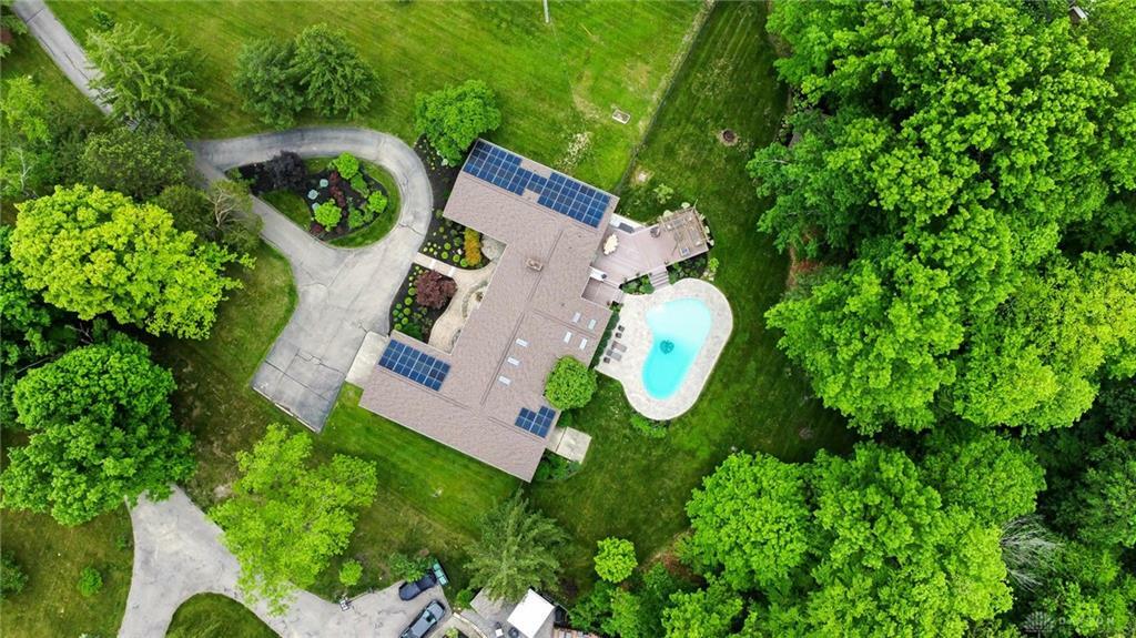 Property Photo: 9161 Clyo Road OH 45458