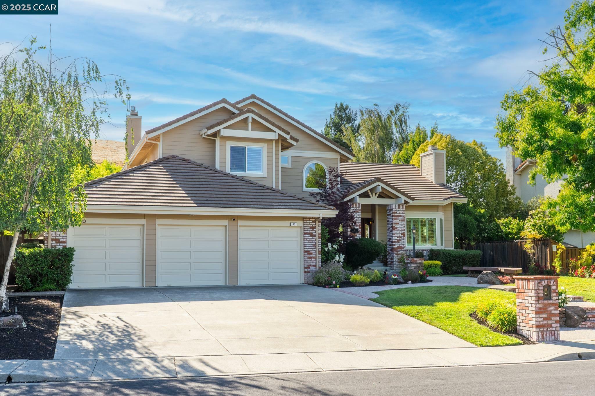 Property Photo: 40 Northview Ct CA 94506