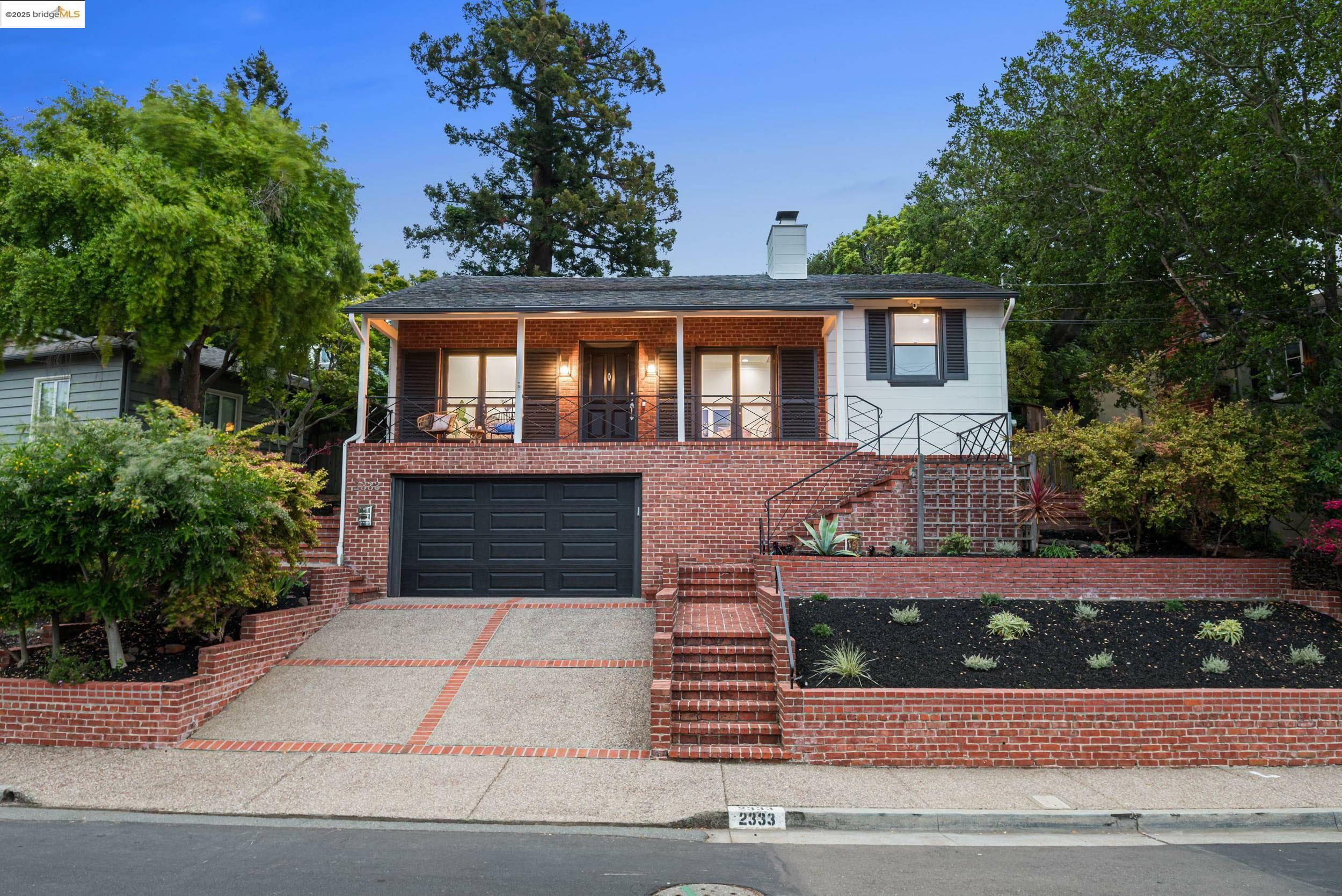 Property Photo: 2333 Leimert Blvd CA 94602