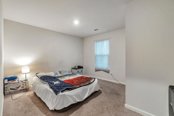 Property Photo:  756 Graysen Lane  FL 32435