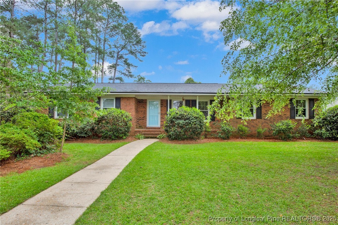 Property Photo: 687 Blawell Street NC 28391