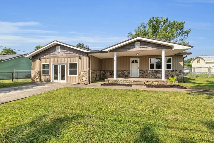 132 Meadowview Lane  Soddy Daisy TN 37379 photo