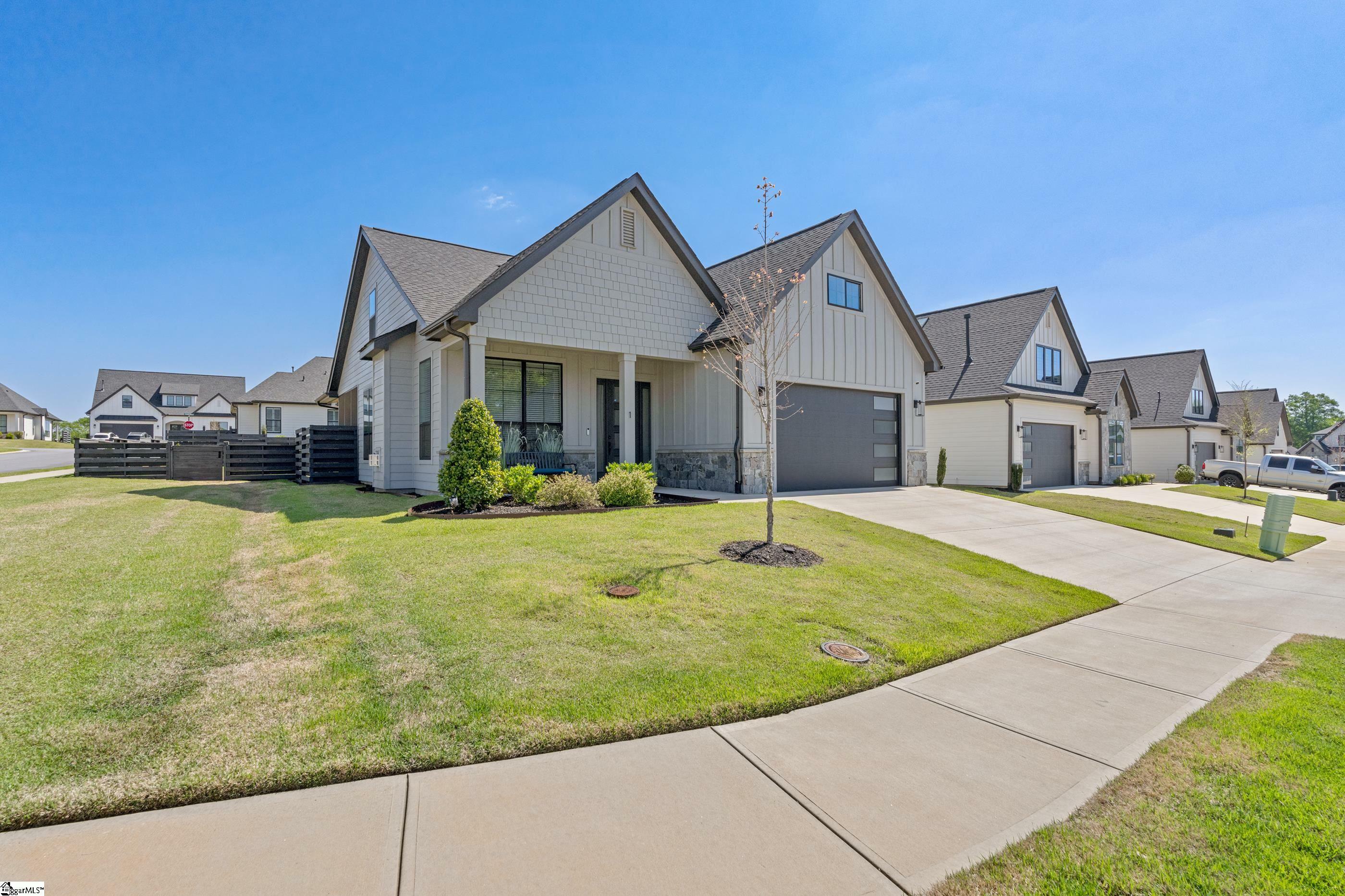 Property Photo: 1 Winding Rock Road SC 29680