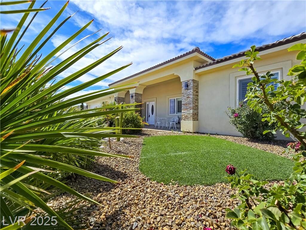 Property Photo:  5500 Santovito Street  NV 89061 