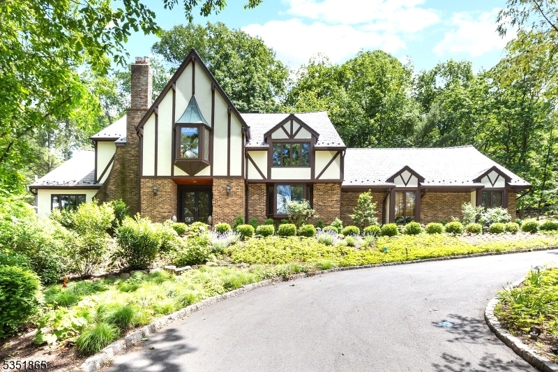 Property Photo: 70 Friar Ln NJ 07069