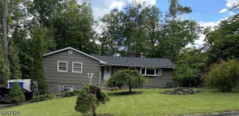 Property Photo:  128 Upper High Crest Dr  NJ 07480 