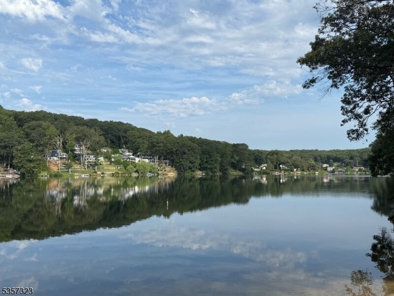 Property Photo: 128 Upper High Crest Dr NJ 07480