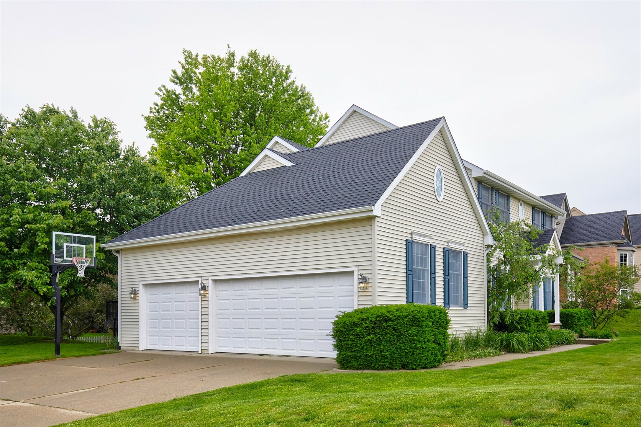 Property Photo: 5806 Wistful Vista Drive IA 50266