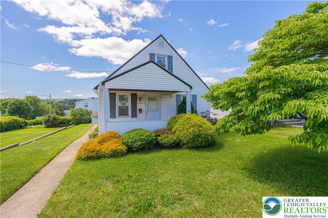 Property Photo: 750 E Cedar Street PA 18109
