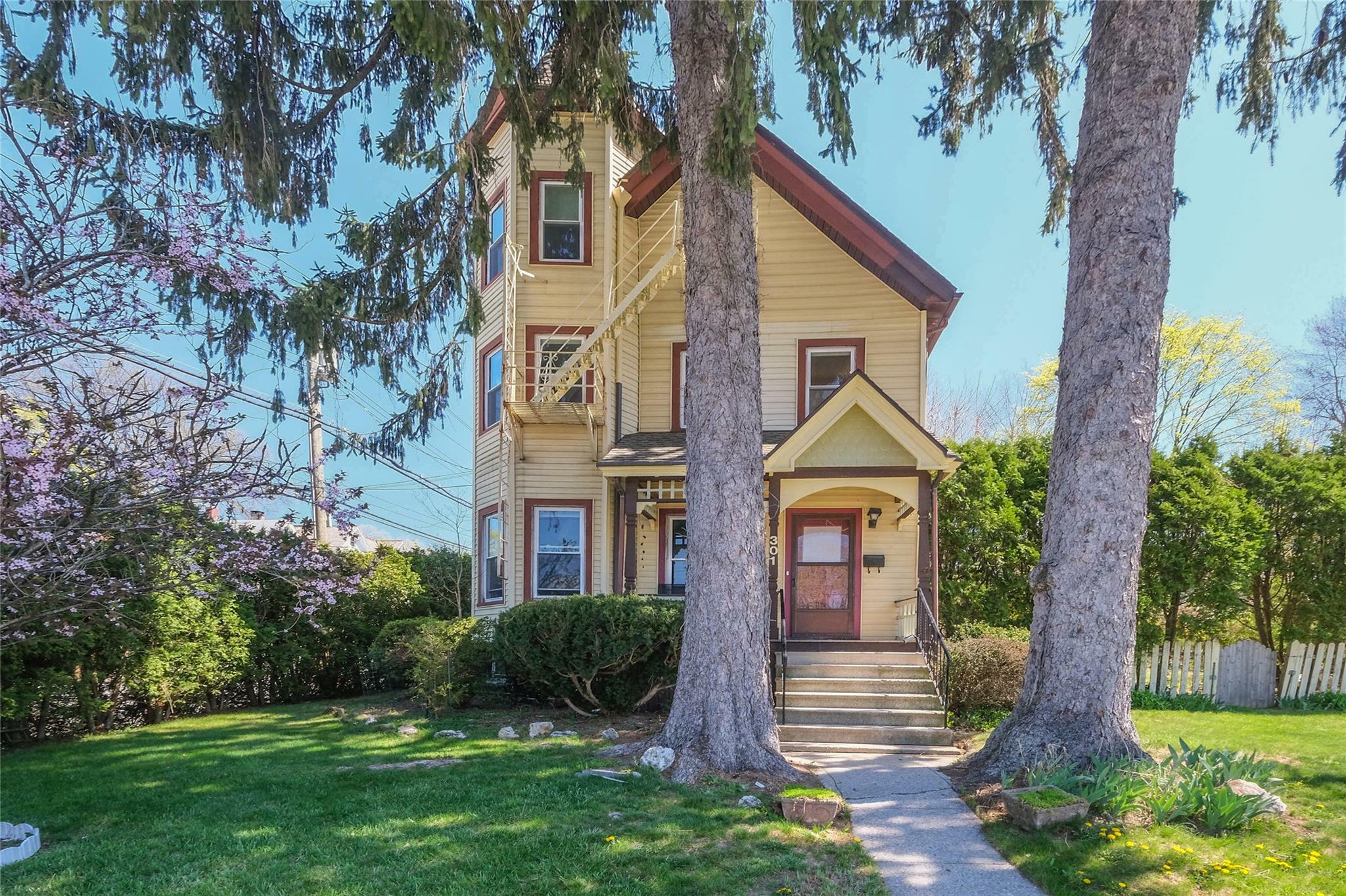 Property Photo: 301 Union Avenue 3 NY 10566