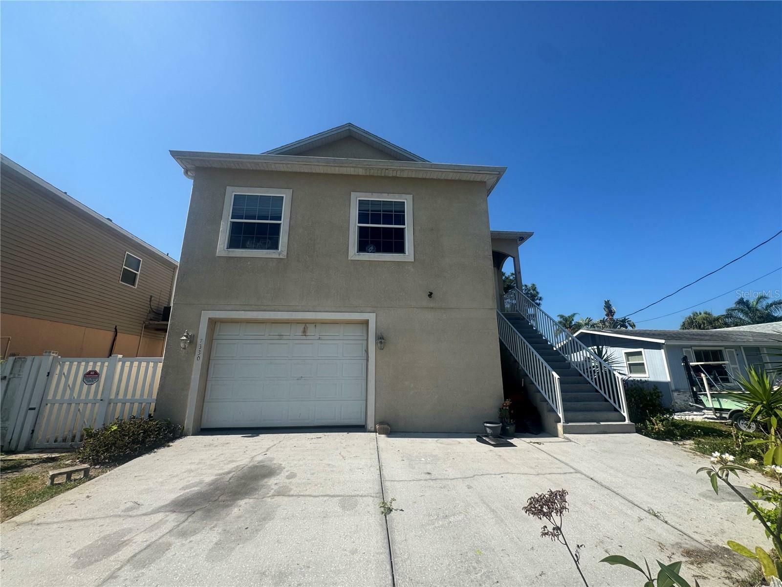 Property Photo: 7330 New York Avenue FL 34667