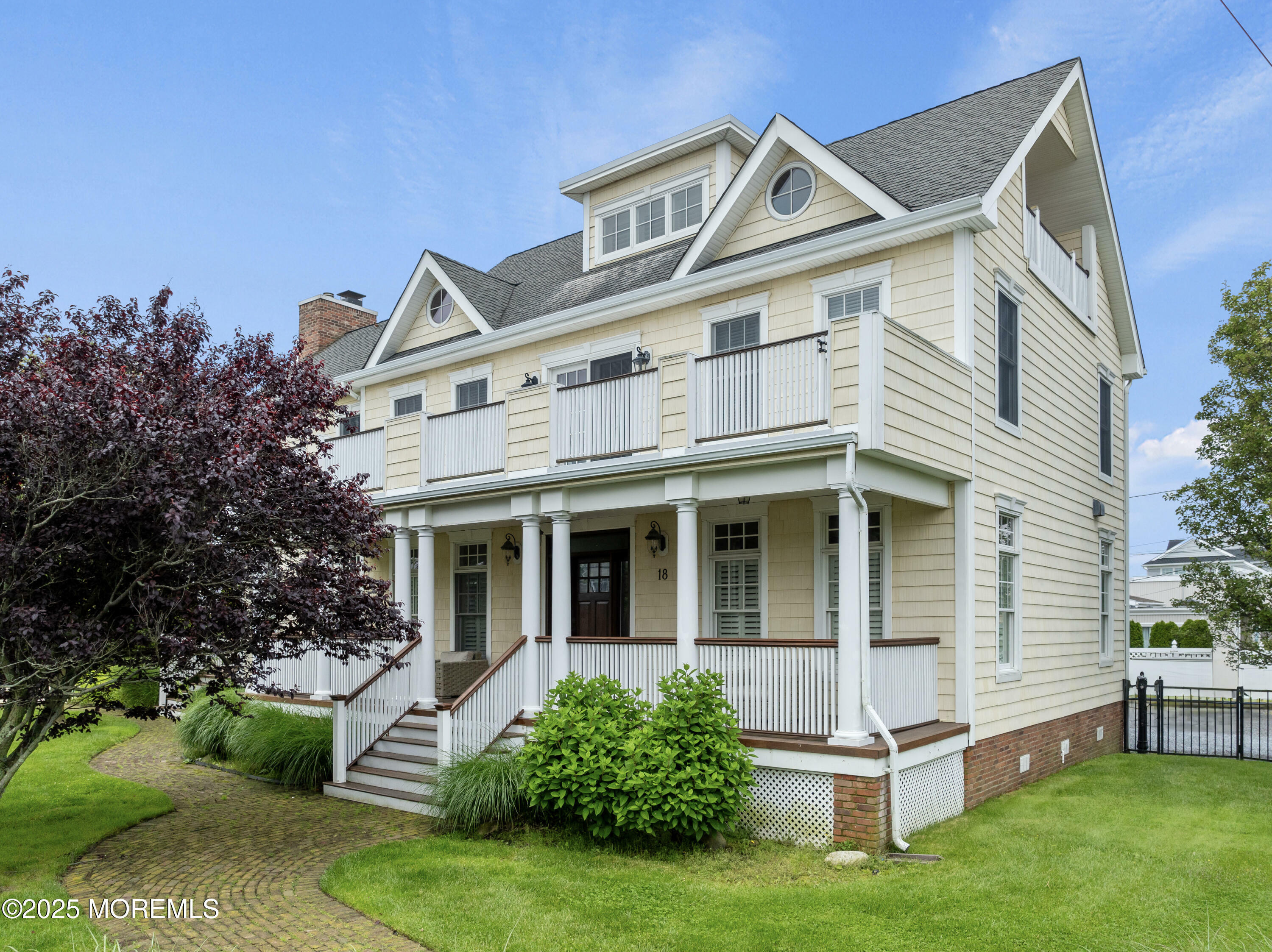 Property Photo:  18 Riverdale Avenue  NJ 07750 