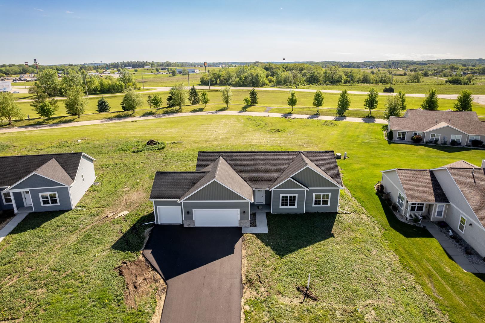 Property Photo: 15557 Finley Way IL 61080