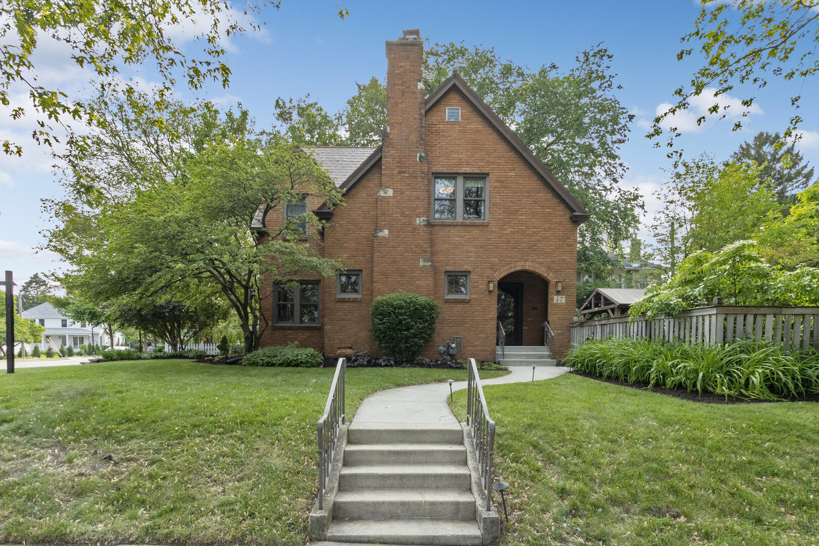 Property Photo: 47 S Julian Street IL 60540