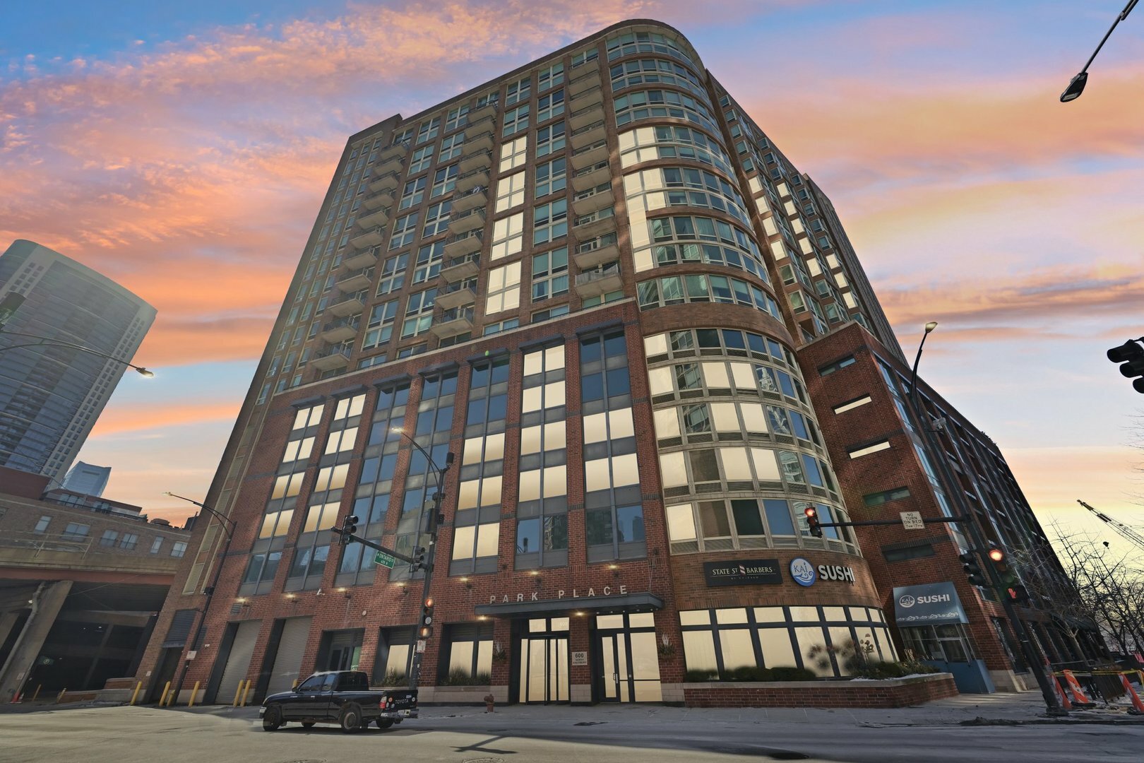 600 N Kingsbury Avenue 506  Chicago IL 60610 photo