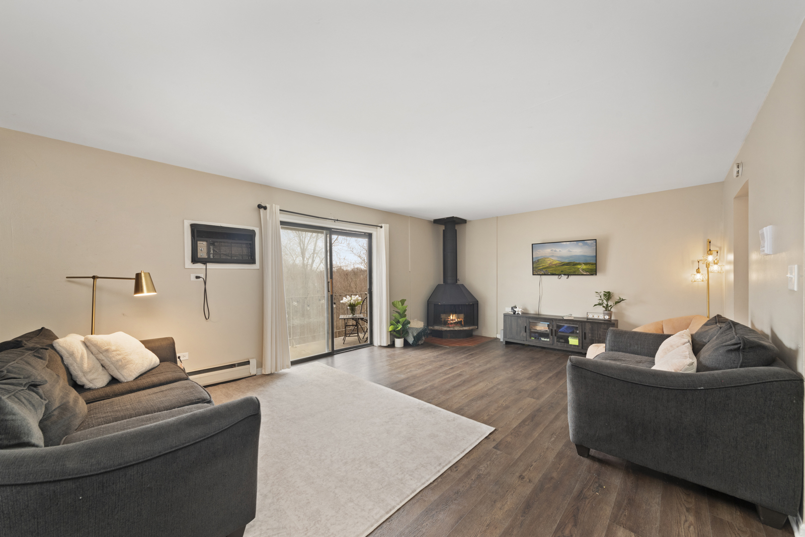 Property Photo: 124 E Bailey Road J IL 60565