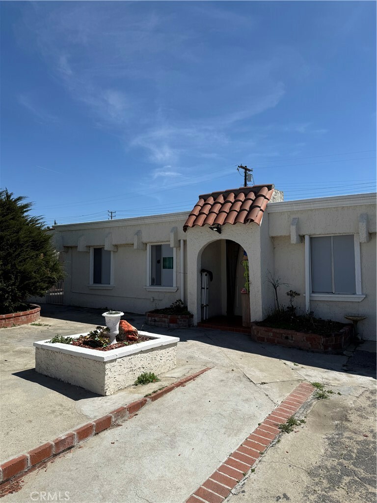 Property Photo: 12406 Haley Street CA 91352