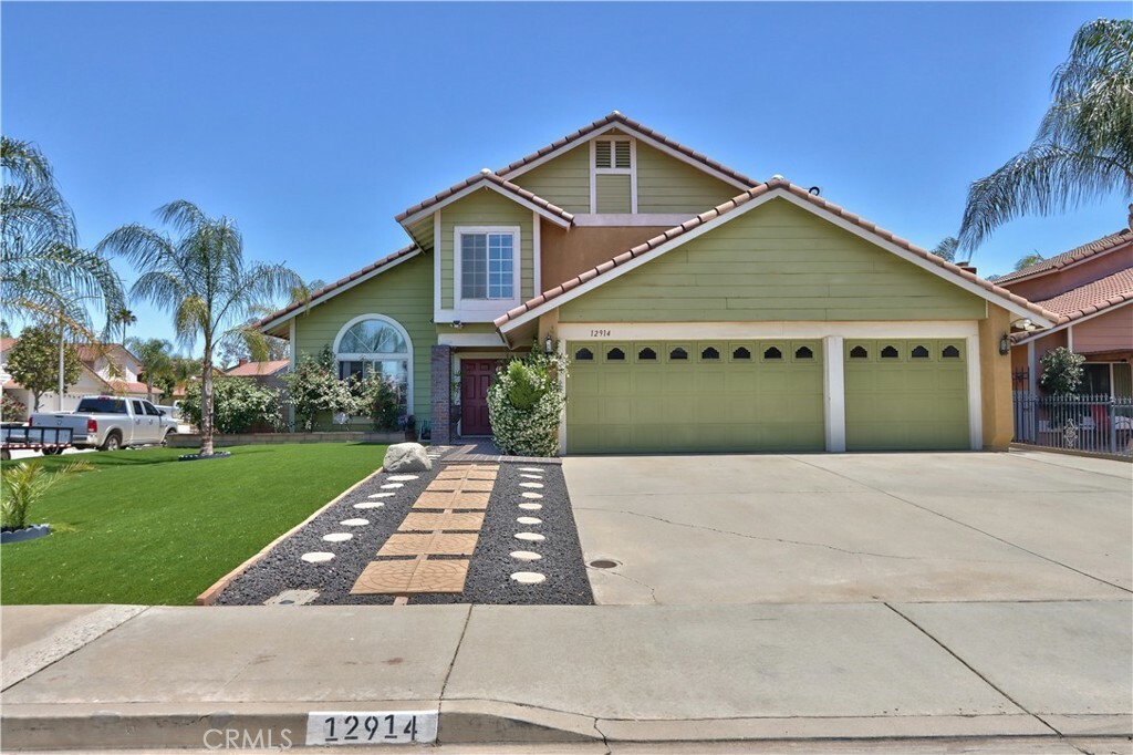 Property Photo: 12914 Coralberry St. CA 92553