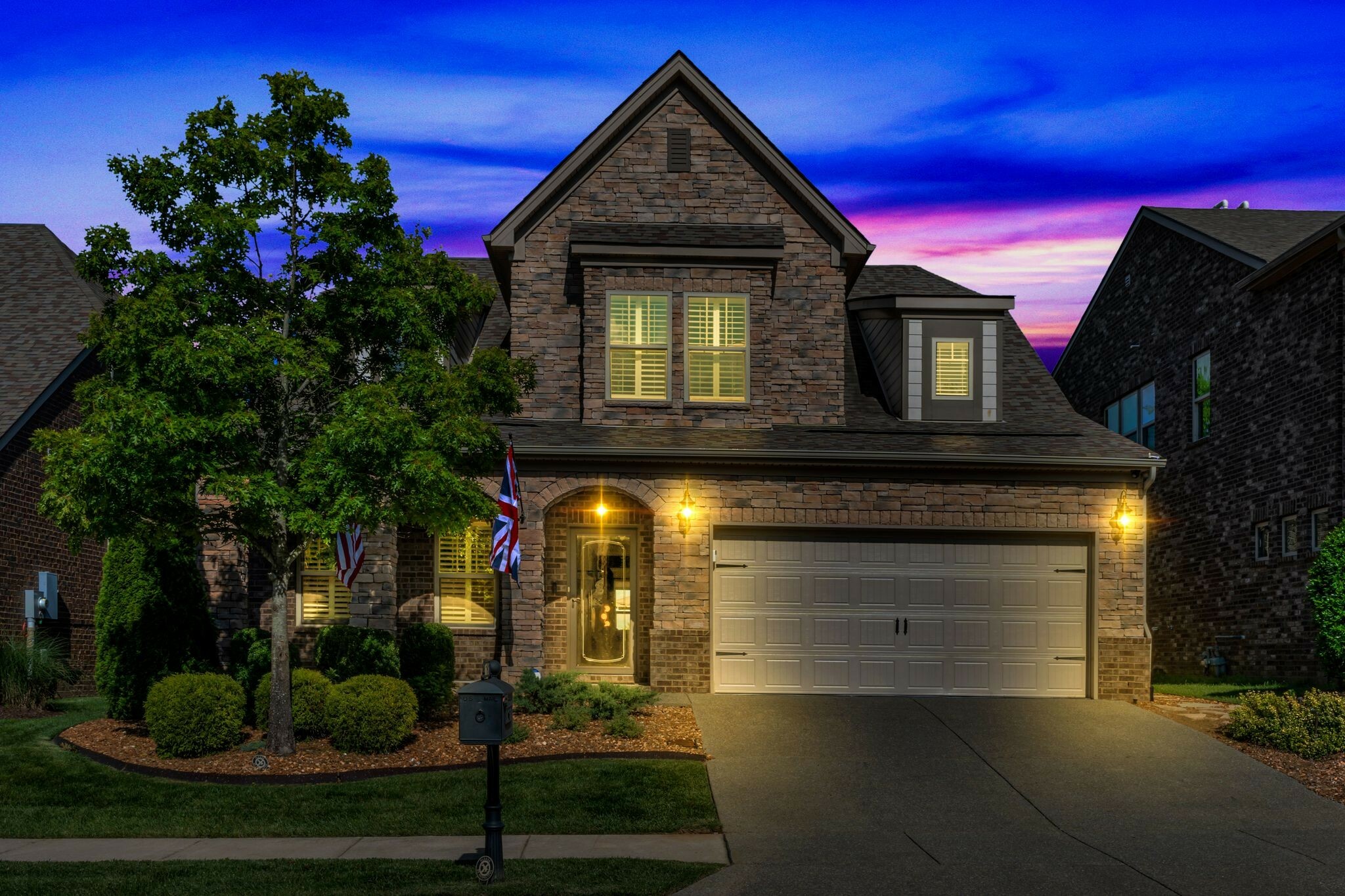 Property Photo: 1727 Foxland Blvd TN 37066