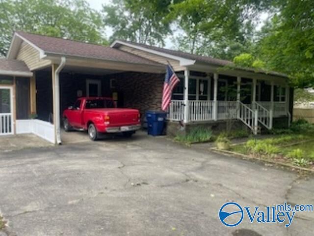 Property Photo:  32 NE 6th Street  AL 35016 
