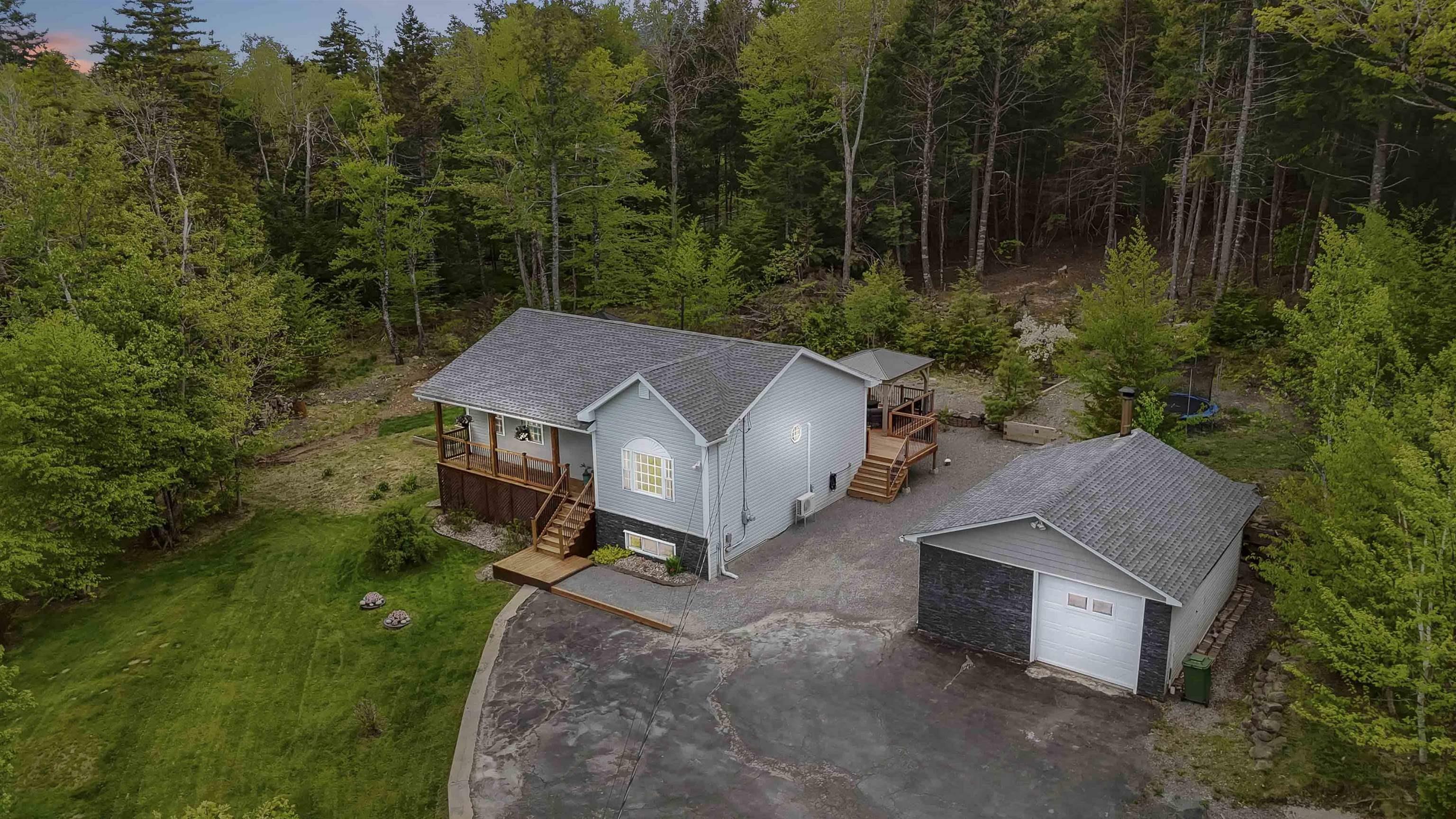 Property Photo: 110 Silver Leaf Drive NS B4G 1G5