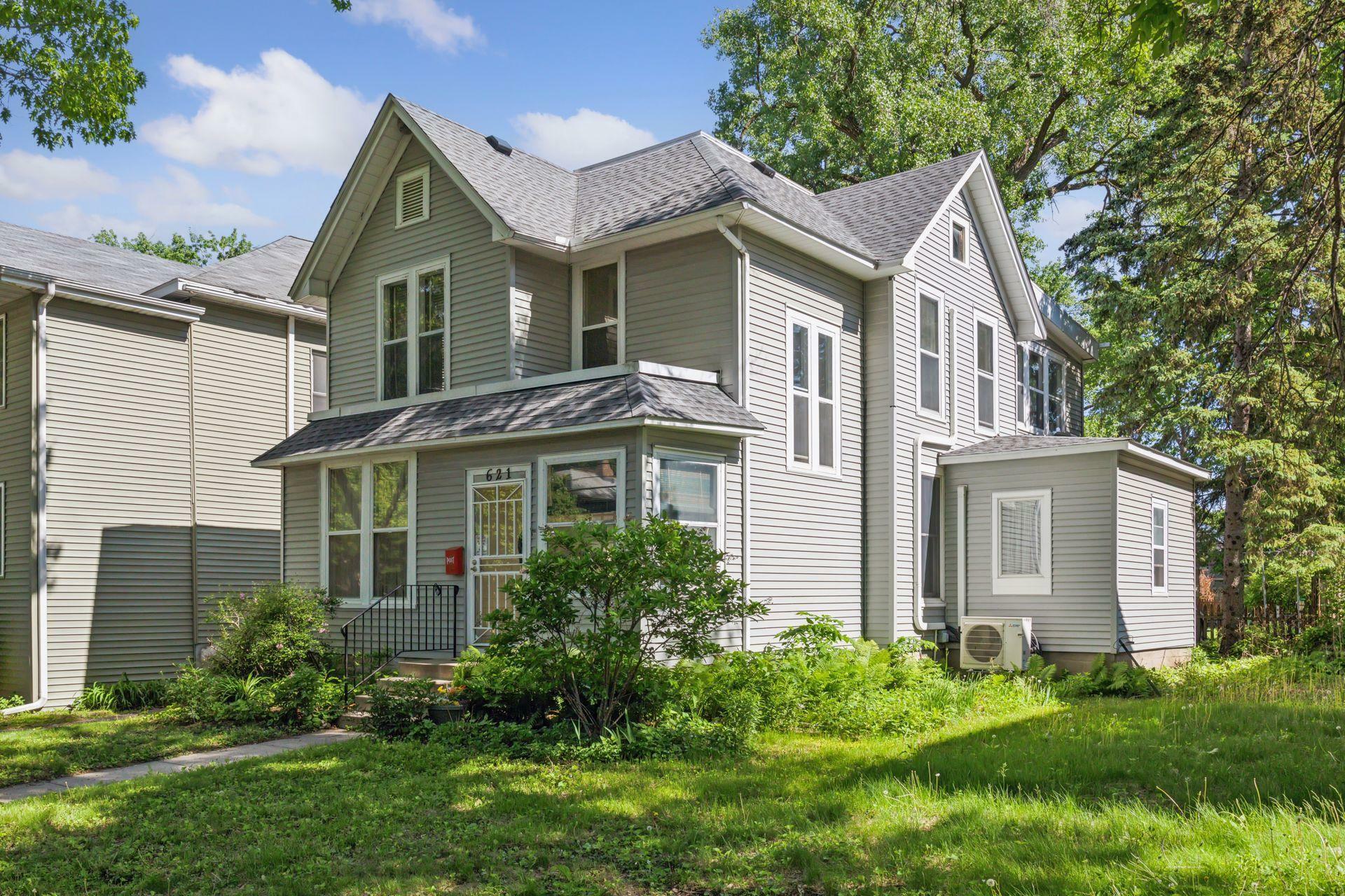 Property Photo: 621 6th Street SE MN 55414
