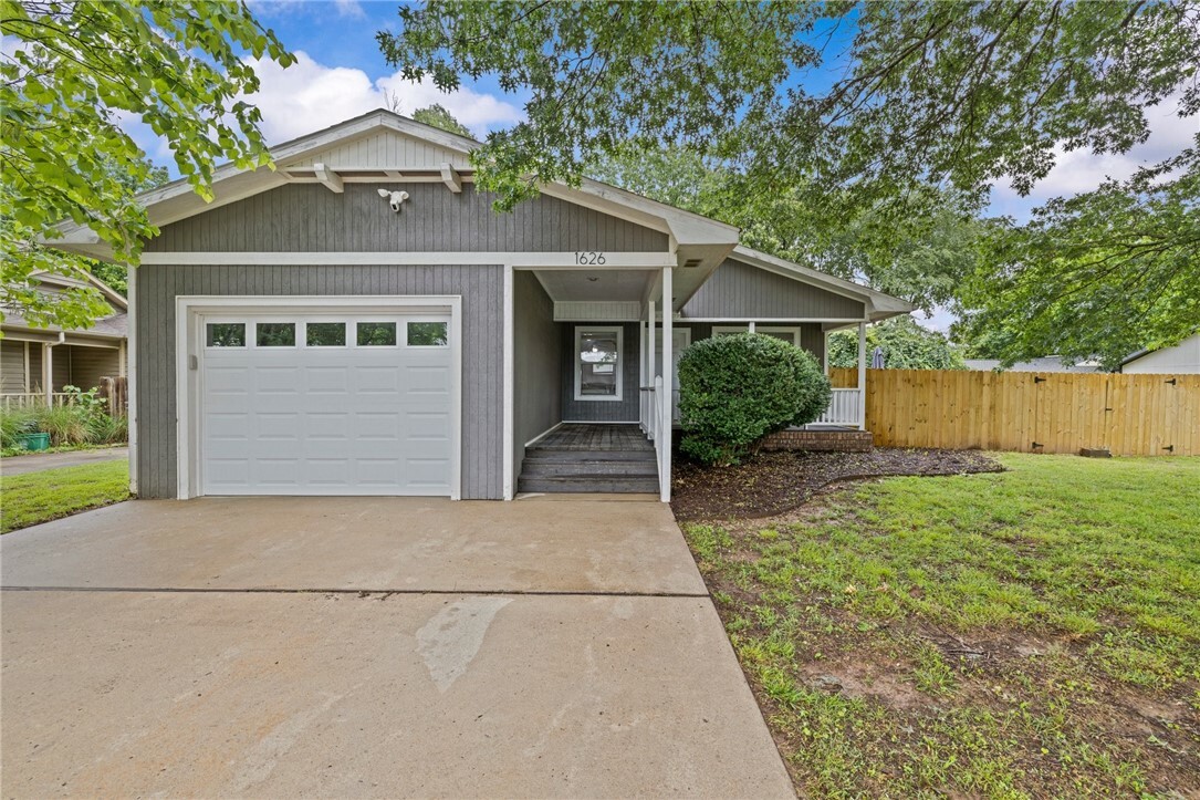 1626 N Salem Road  Fayetteville AR 72704 photo