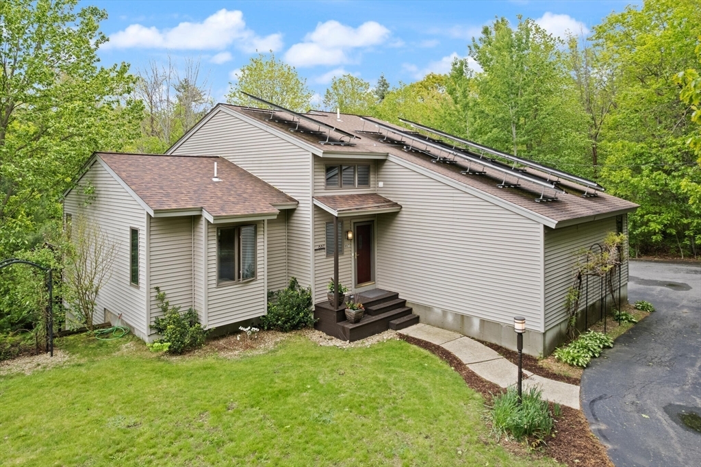 Property Photo: 887 High Rock Rd MA 01420