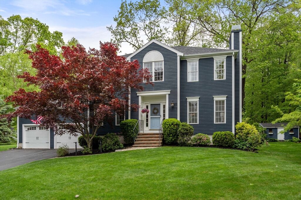 Property Photo:  13 Spindle Tree Ln  MA 01913 
