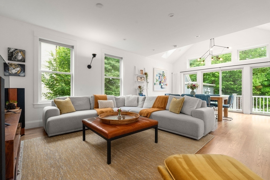 Property Photo:  321-323 Lake Ave 323  MA 02461 