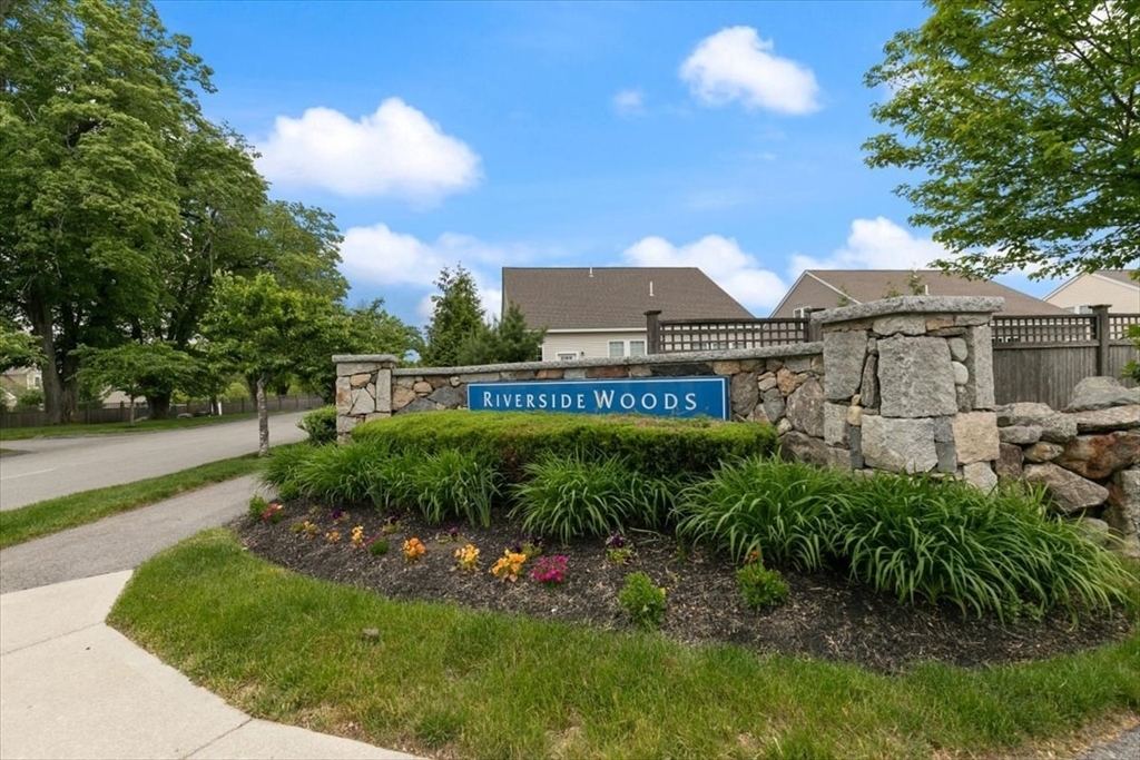 Property Photo:  1 Francis Dr 211  MA 01810 
