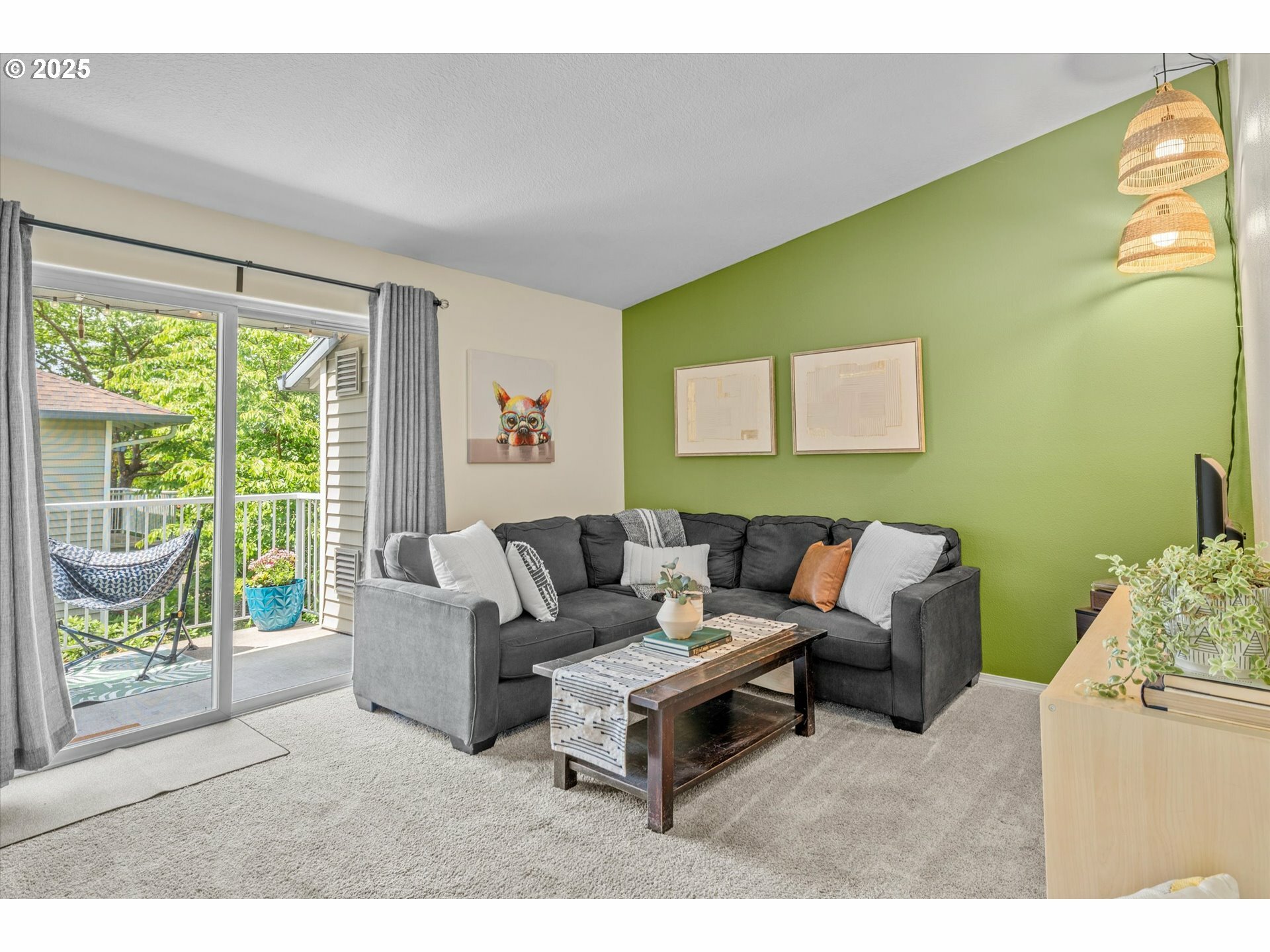 Property Photo: 4728 W Powell Blvd 231 OR 97030