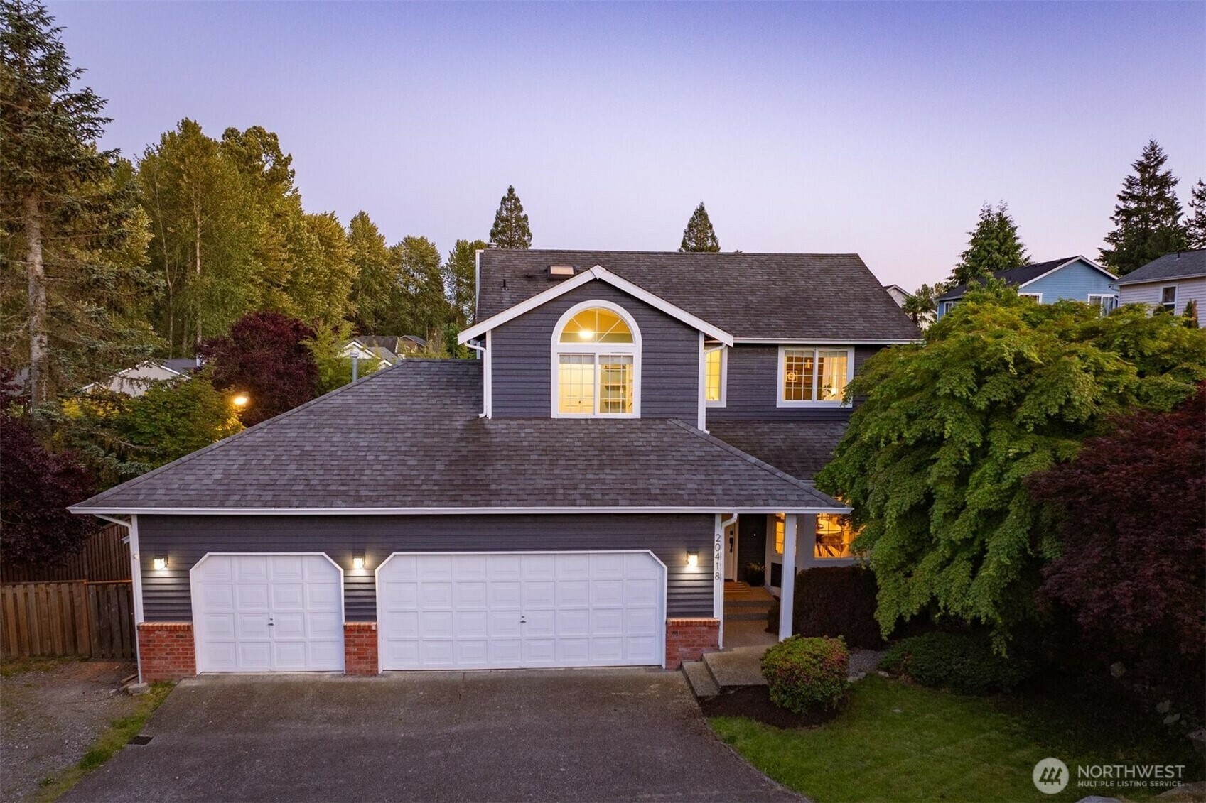 Property Photo: 20418 121st Way SE WA 98031