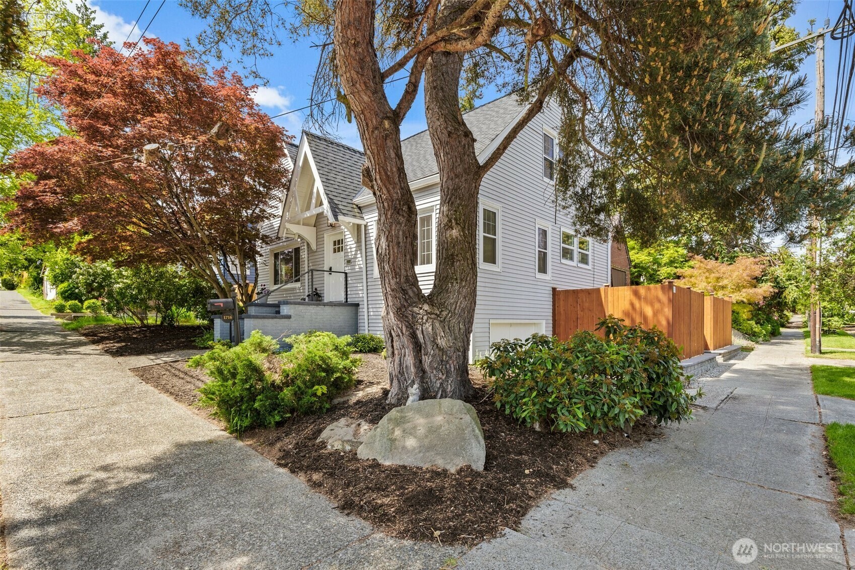 Property Photo:  1716 NE 80th Street  WA 98115 