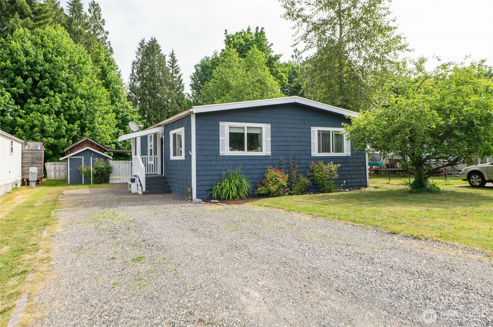 8814  Giles Road 4  Blaine WA 98230 photo