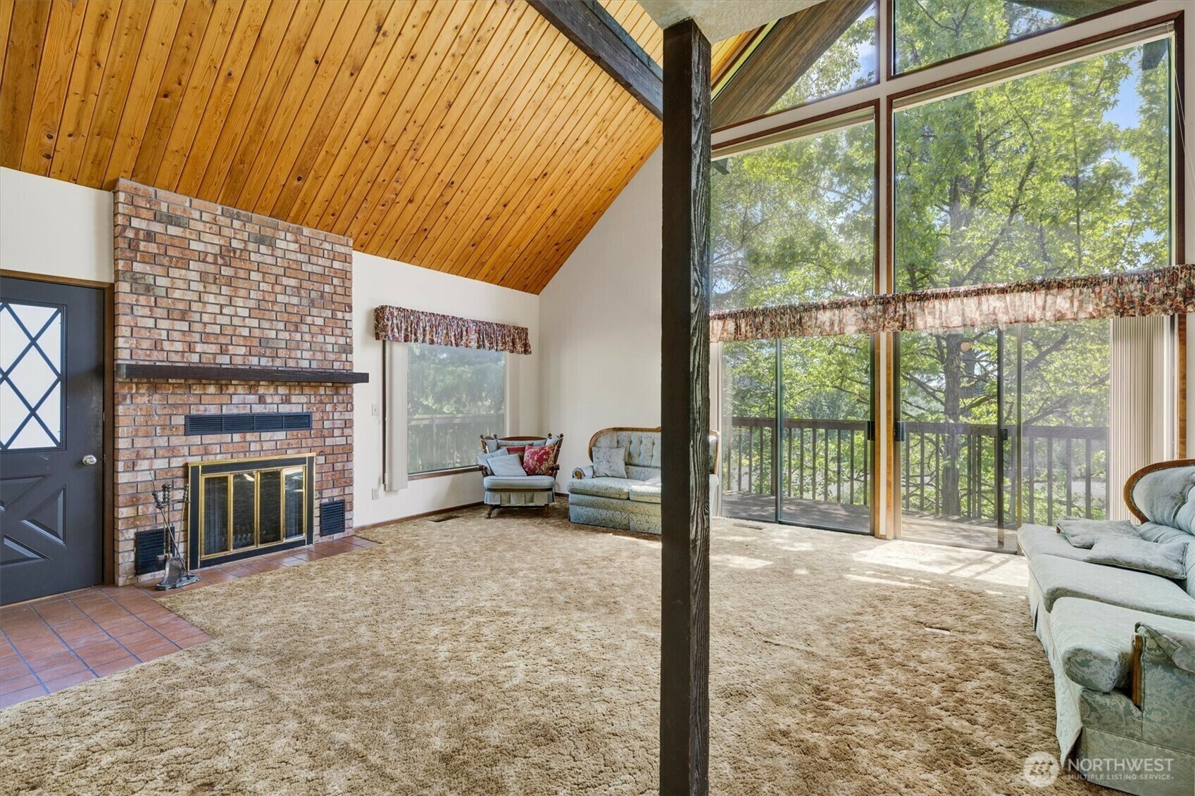Property Photo: 1103 N 23rd Avenue WA 98626