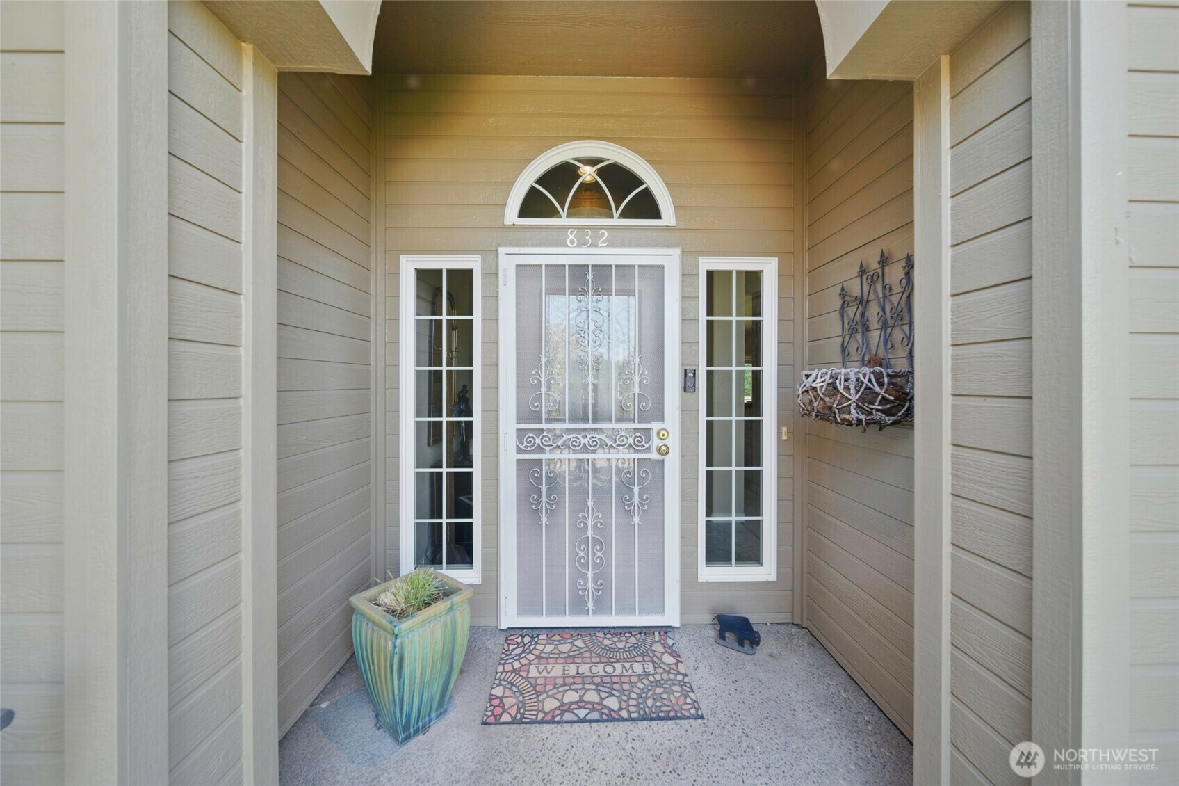 Property Photo:  832 SE Vintage Way  WA 99324 