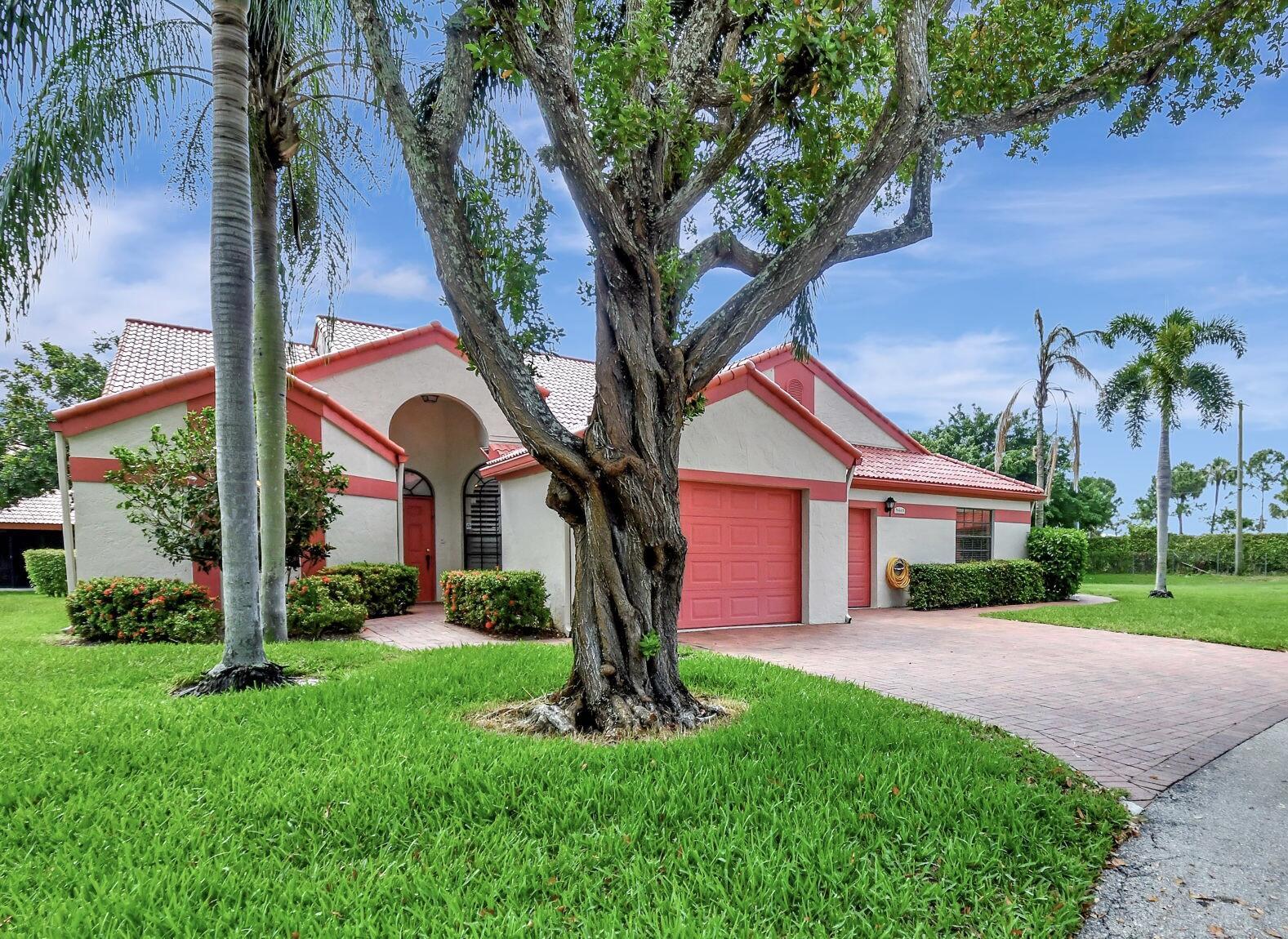 Property Photo: 7644 Lexington Club Boulevard A FL 33446
