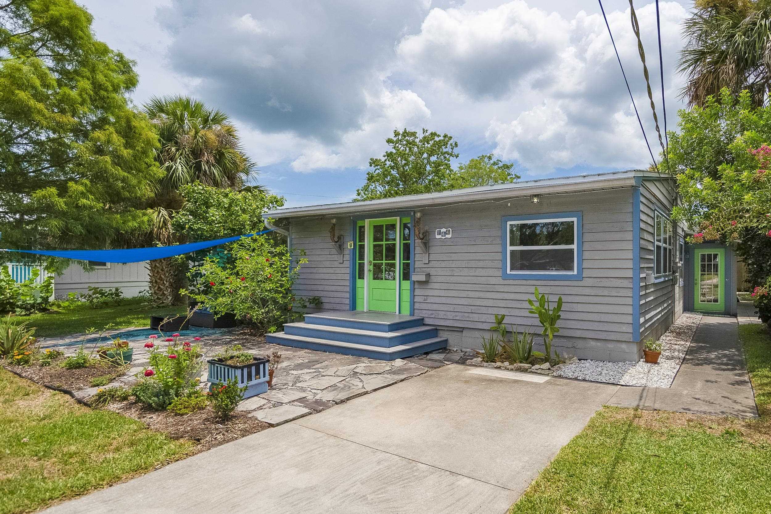 Property Photo: 144 Menendez Rd FL 32080
