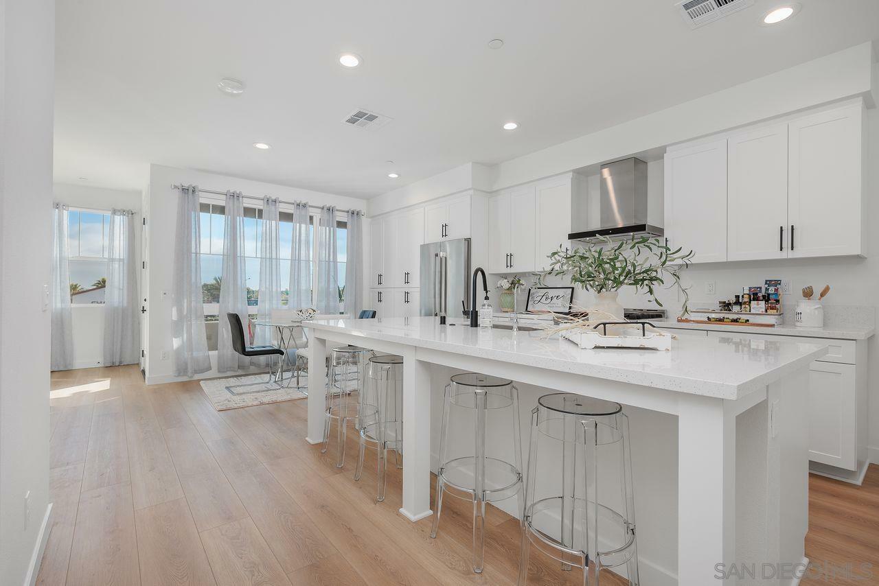 Property Photo: 13014 Lumen Way CA 92130