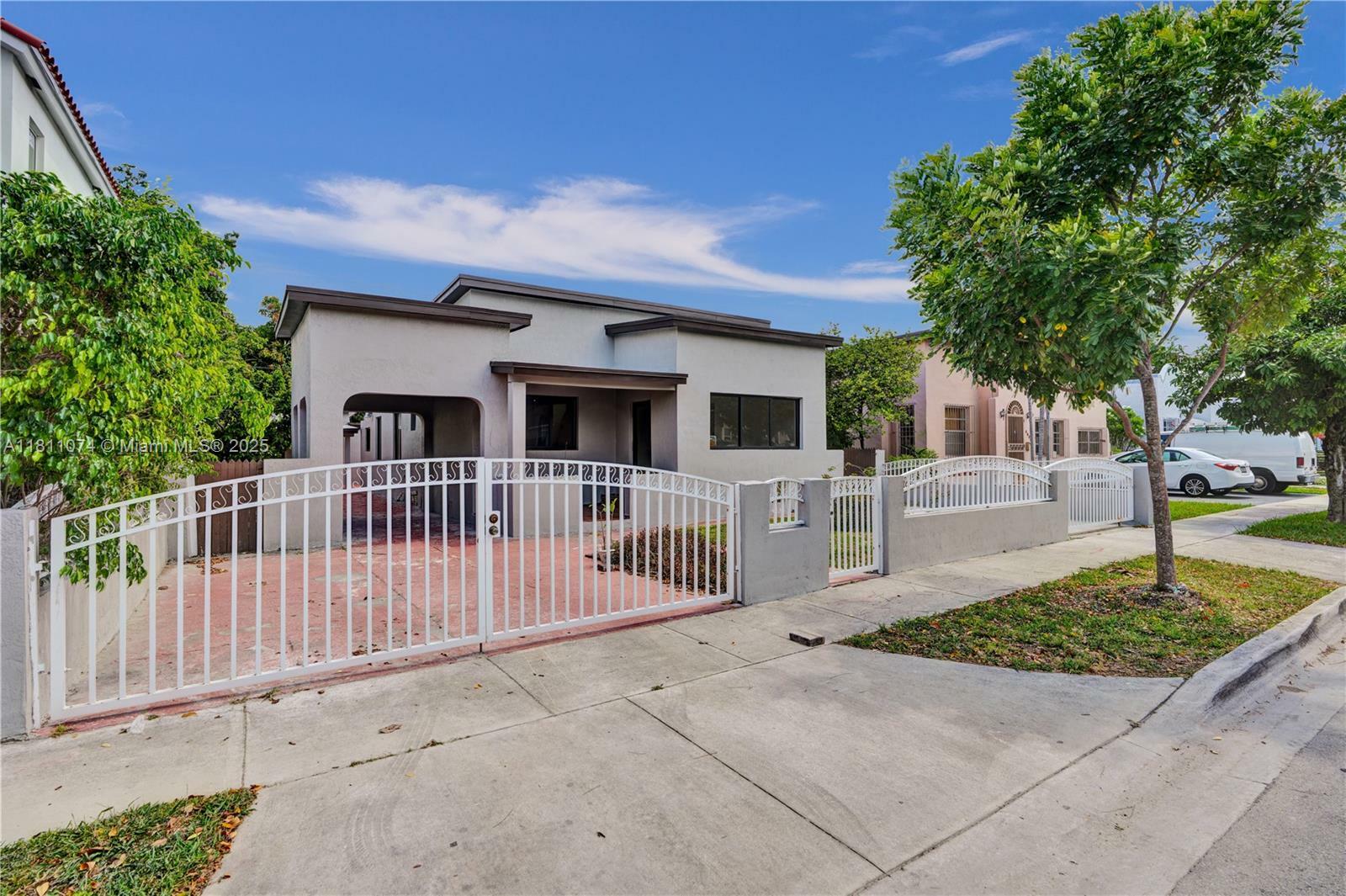 Property Photo: 1622 SW 15th St FL 33145