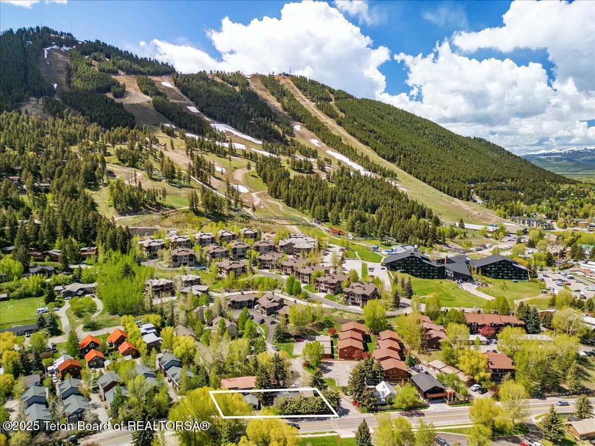 Property Photo: 500 E Kelly Avenue WY 83001