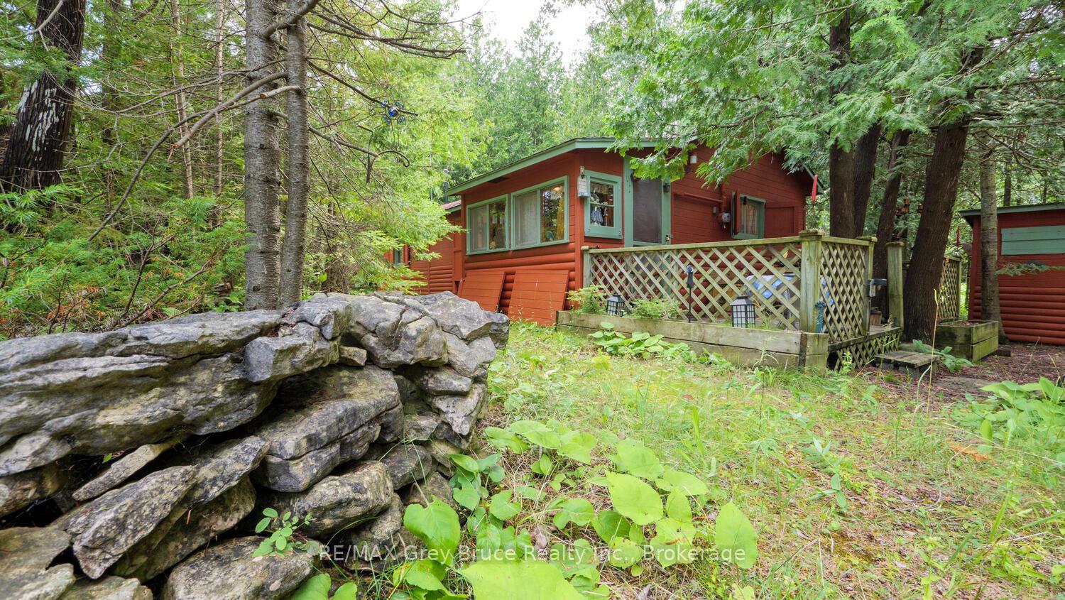Property Photo:  25 Pine Tree Harbour Road  ON N0H 1Z0 